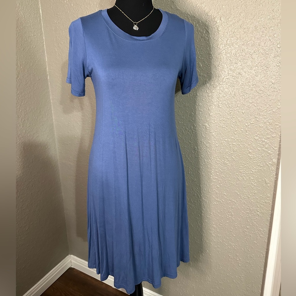 NWT HUSTLE & HEART APPAREL Short Sleeve Dress in‎ denim blue